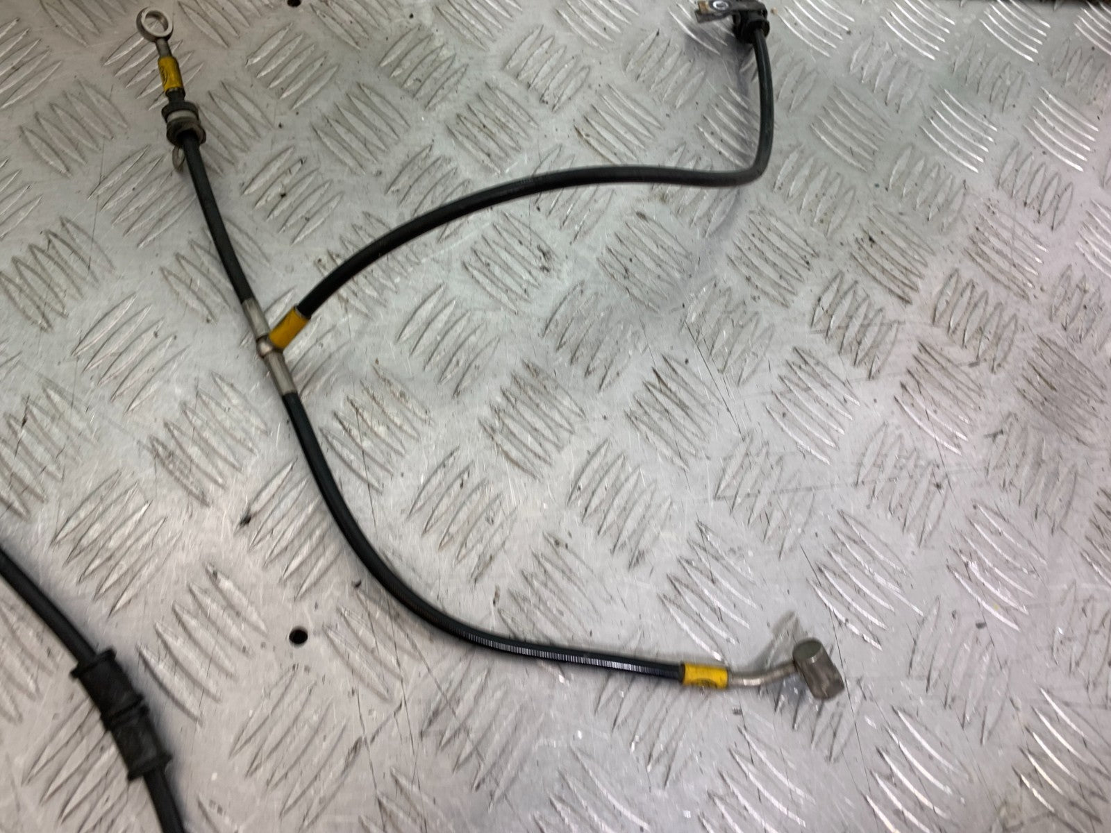 HONDA CBR1000 RR BRAIDED BRAKE LINES  YEAR 2008-2011 (CMB1330)
