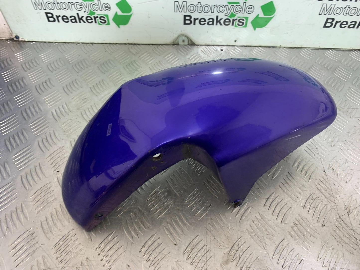 TRIUMPH TROPHY 900 FRONT MUDGUARD  YEAR 1991-95 (CMB1251)