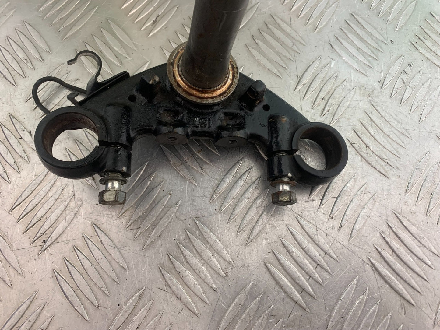 YAMAHA YS125 YS 125 BOTTOM YOKE   YEAR 2017-2021 (CMB1321)