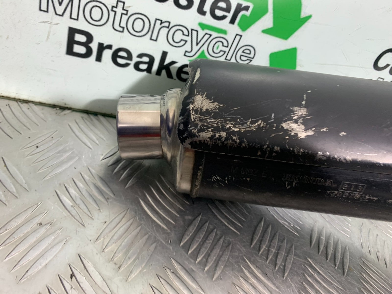 HONDA CB600 CB 600 HORNET SILENCER   YEAR 1998-2002 (CMB1297)