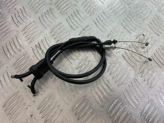 YAMAHA YZF R1 THROTTLE CABLES   YEAR 2004-2006 (CMB1155)