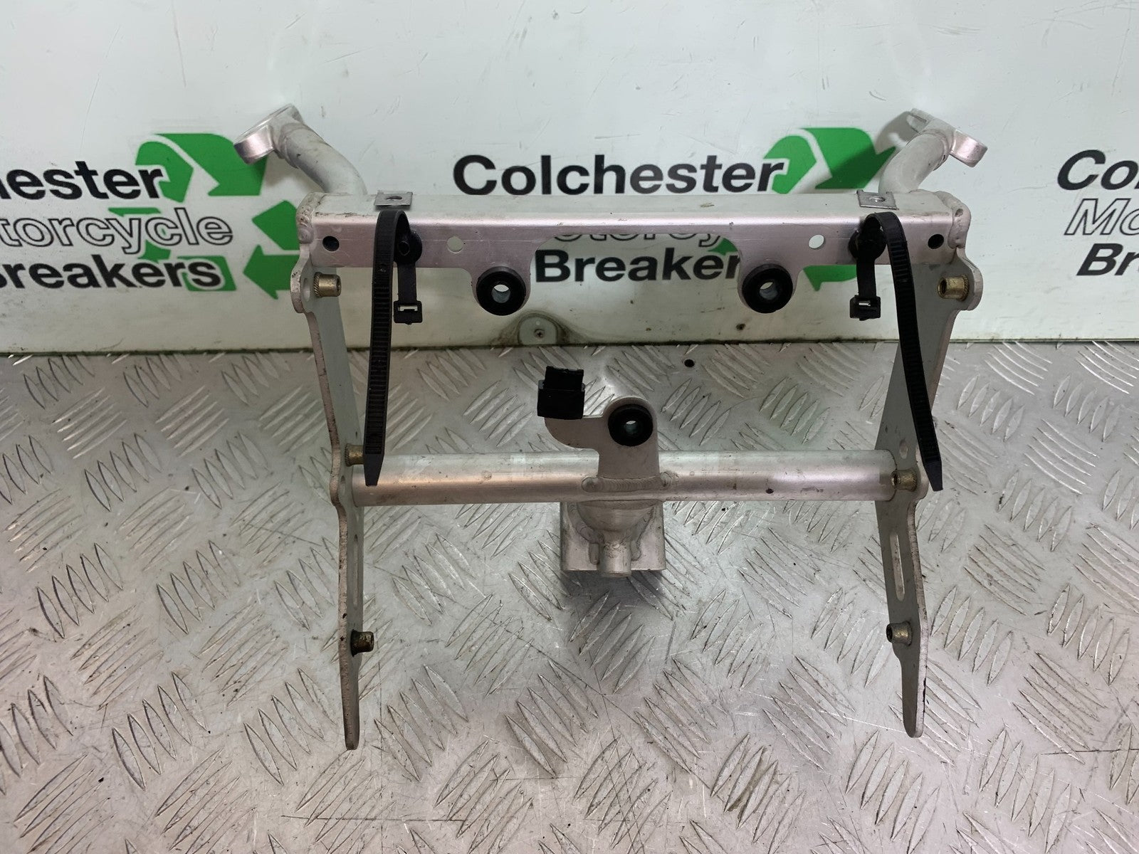 APRILIA RSV1000 RSV 1000 MILLE FAIRING BRACKET   1998- 2003 (CMB1184)