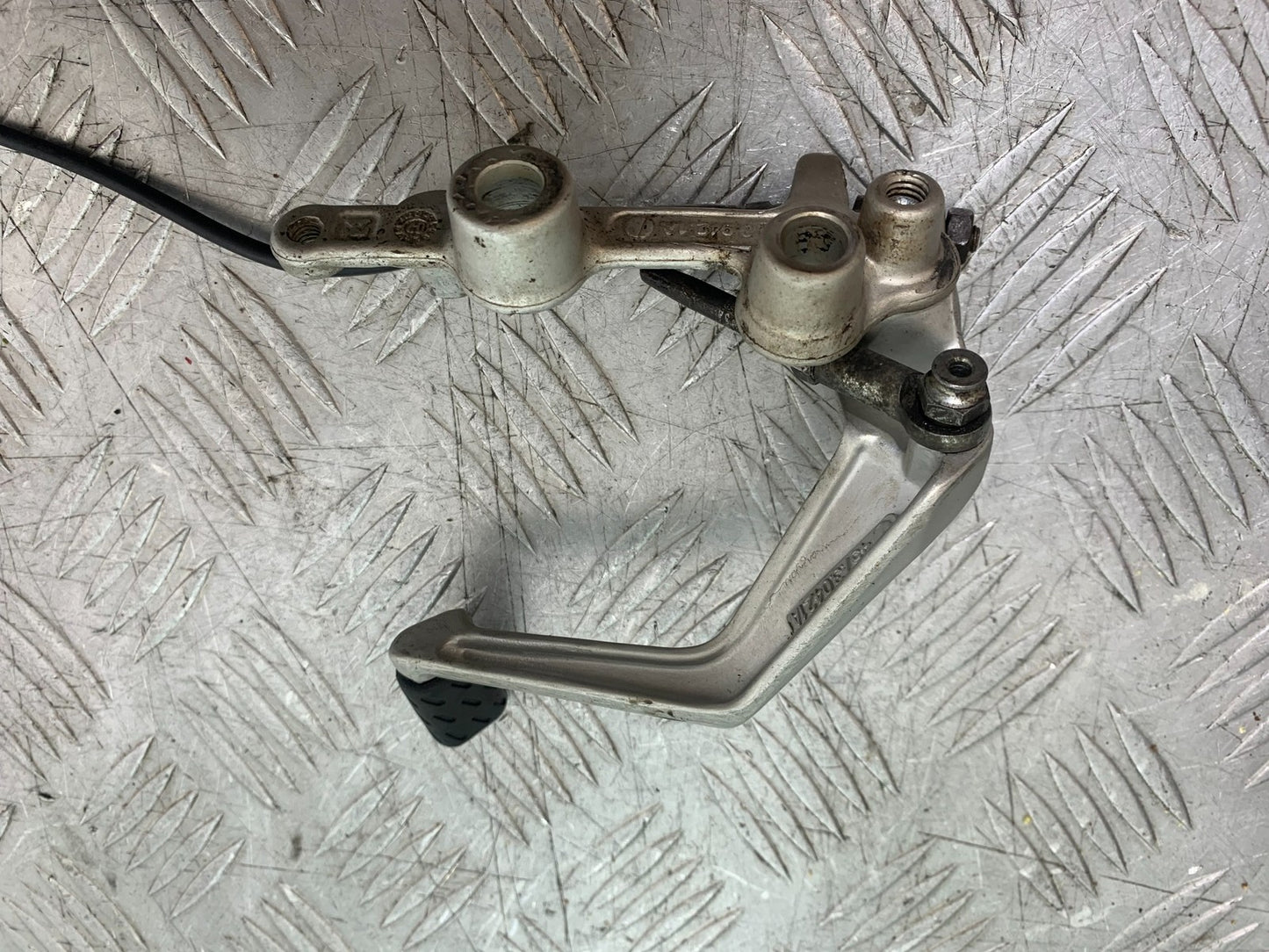 DUCATI 848 BRAKE PEDAL AND BRACKET YEAR 2008-2010 (CMB1323)