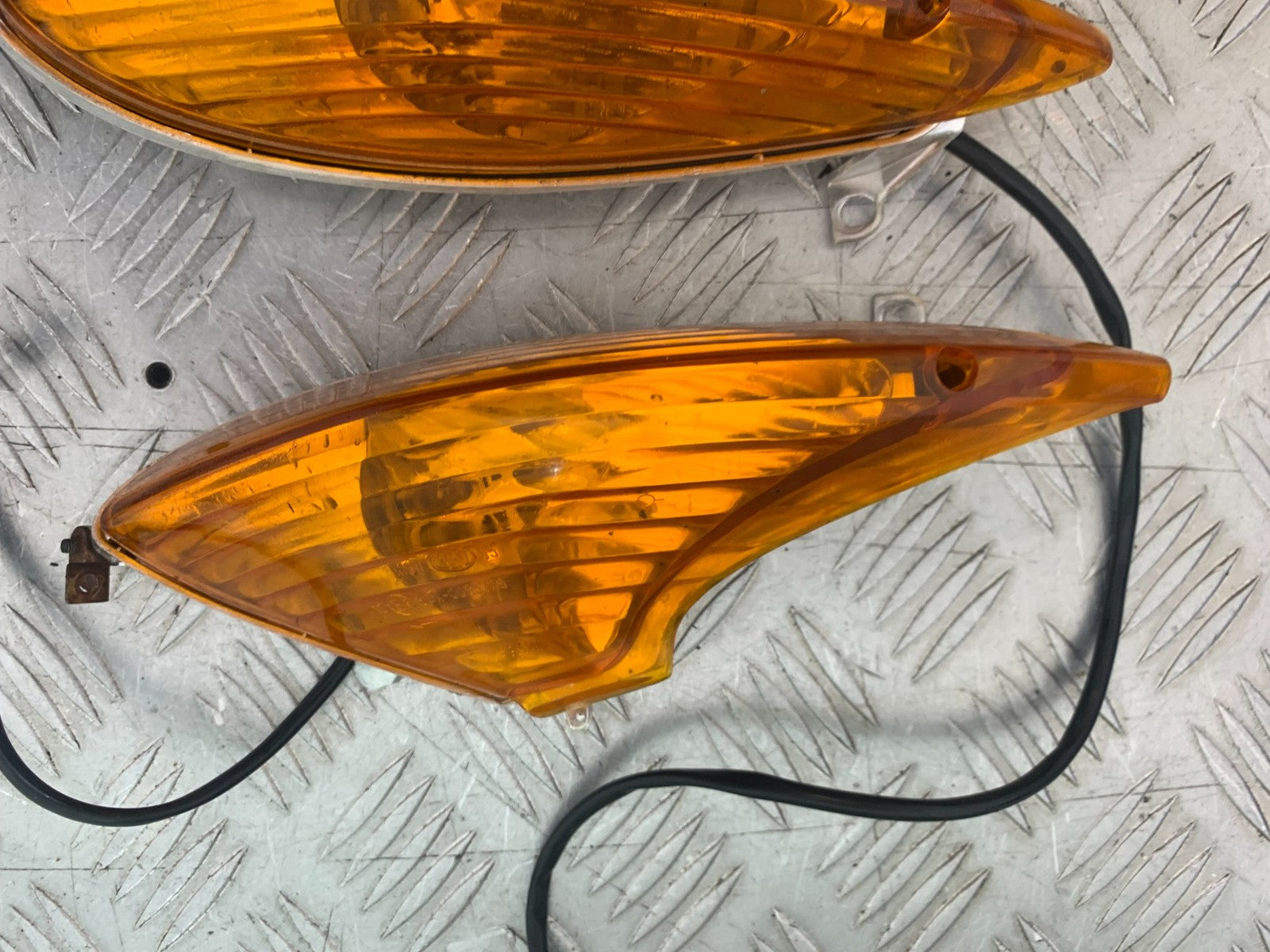HONDA XL125 VARADERO REAR INDICATORS  YEAR 2001-2006  (CMB1210)