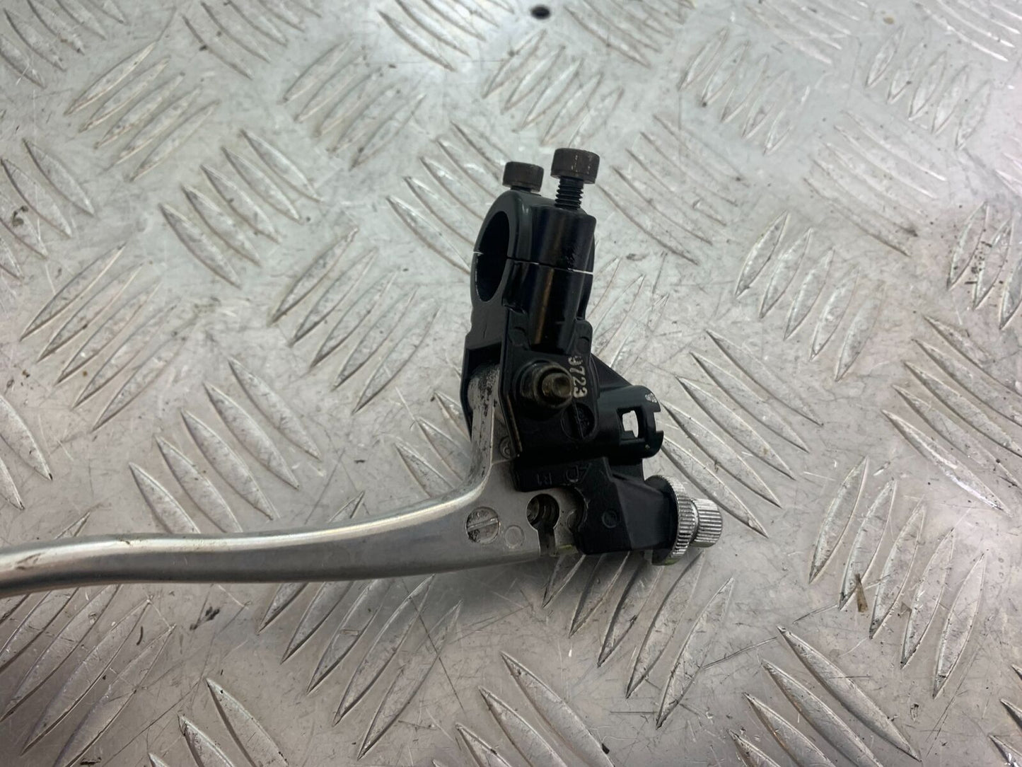 TRIUMPH 955i SPRINT ST CLUTCH LEVER  YEAR 1999-2004 (CMB1124)