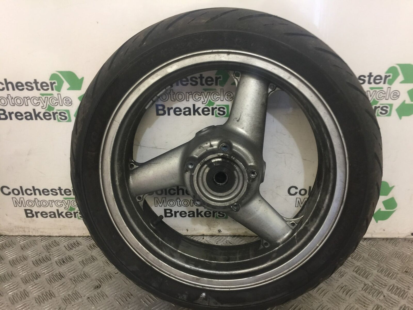 KAWASAKI ZZR1200 ZZR 1200 REAR WHEEL  2002-2005 (STOCK 678)