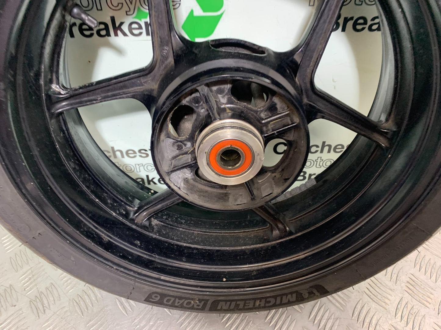 KAWASAKI ZX10R ZX10 R REAR WHEEL (NEW TYRE)  2008-2010 (CMB1301)