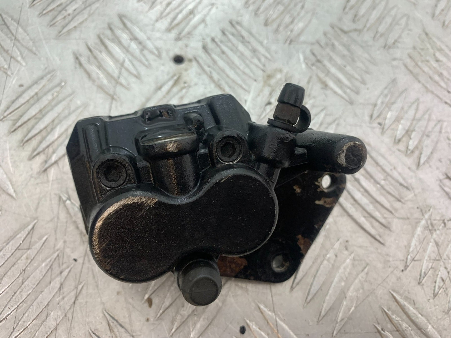 NECO ALEXONE 125 REAR CALIPER  YEAR 2016-2022  (CMB1273)