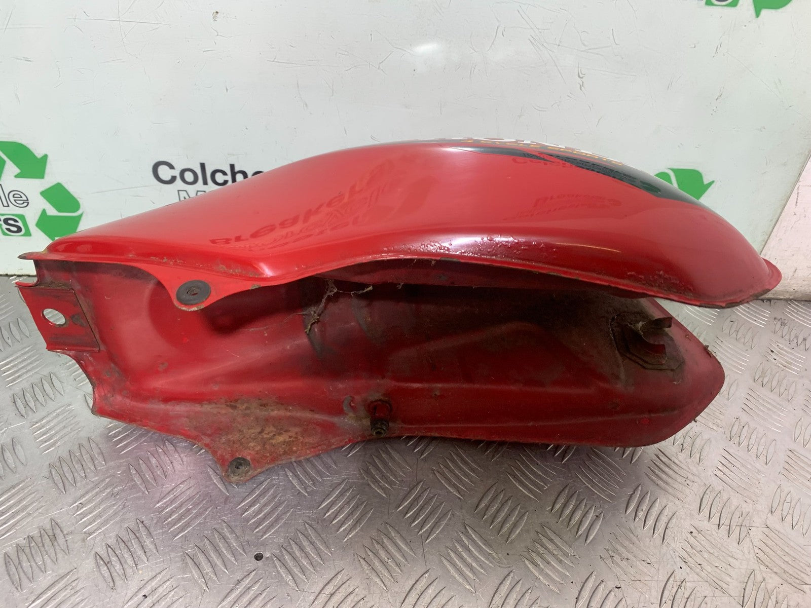 HONDA CG125 CG 125 PETROL TANK  YEAR 1998-2000 (CMB1282)