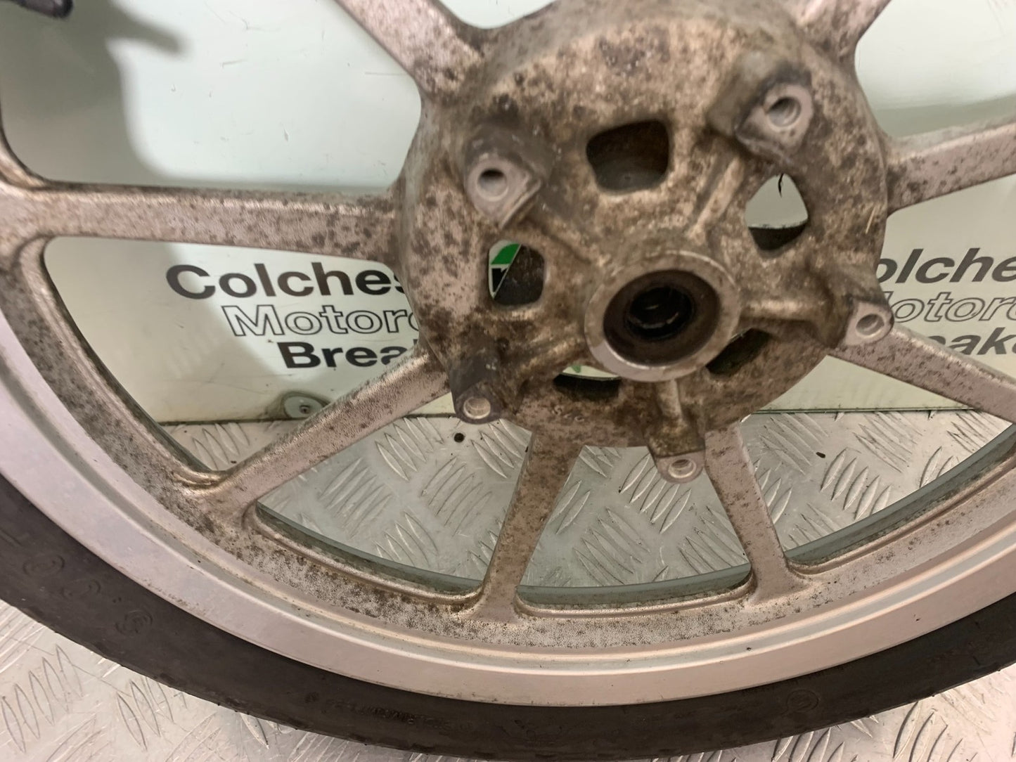 YAMAHA YBR125 CUSTOM FRONT WHEEL  YEAR 2008-2016 (CMB1192)