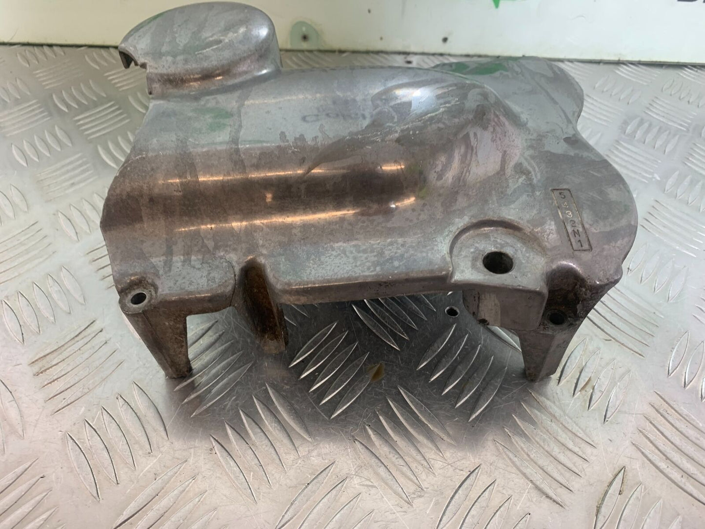 KAWASAKI ZR 750 ZEPHYR SPROCKET COVER  YEAR 1991-95 (CMB1008)
