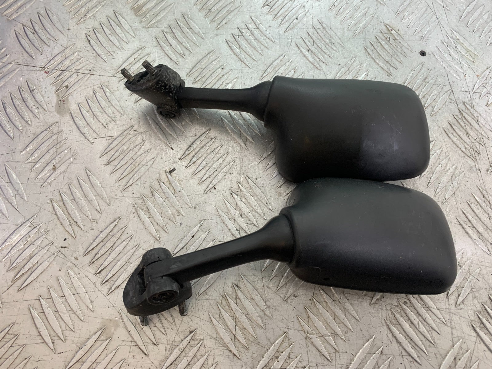 SUZUKI RF900 RF 900  LEFT AND RIGHT MIRRORS YEAR 1994-1999 CMB1326