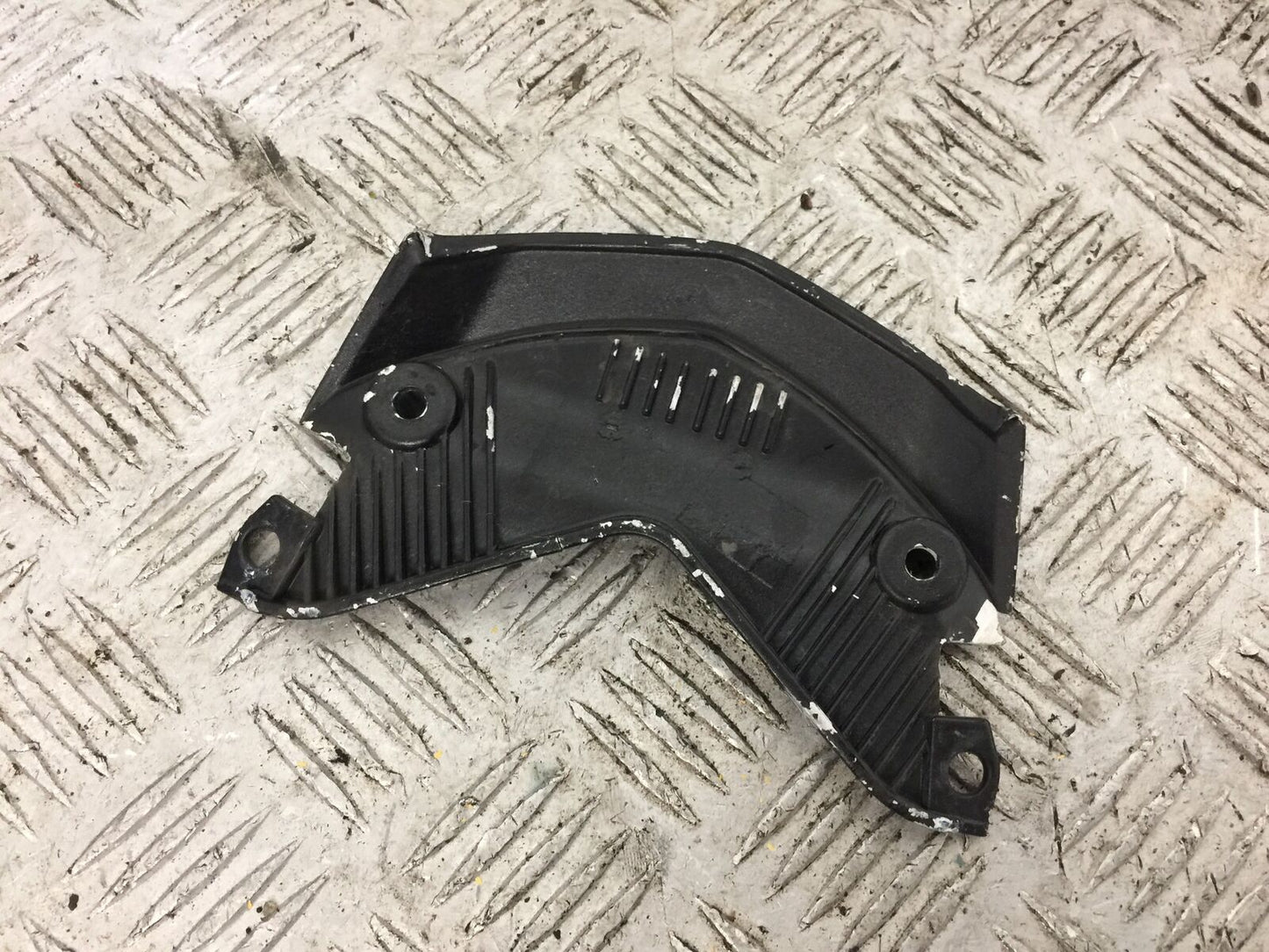 TRIUMPH 675 STREET TRIPLE TAIL PIECE JOINER YEAR 2016 (STOCK 812)