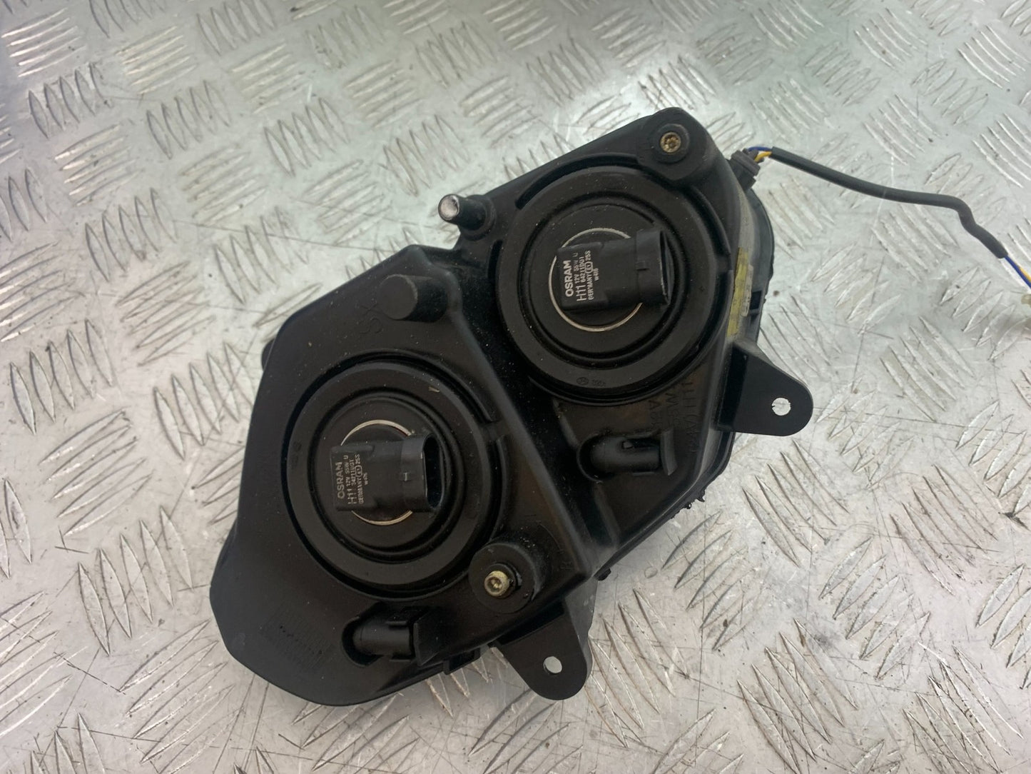 APRILIA RSV1000 R FACTORY MILLE LEFT HEADLIGHT  2004-09 (CMB1203)