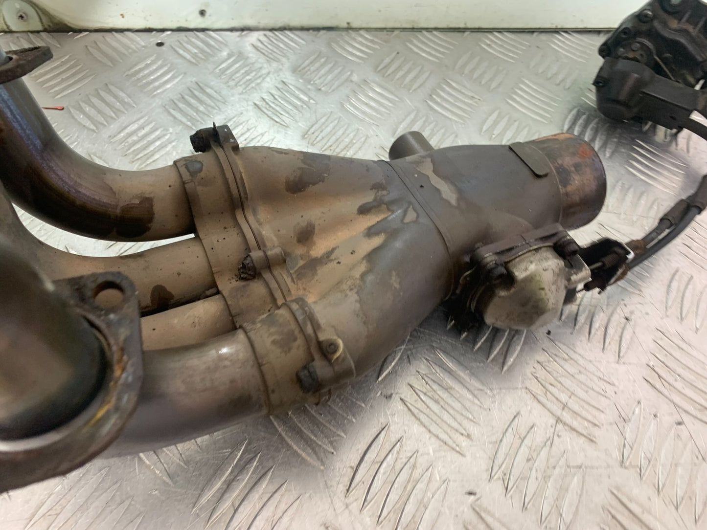 YAMAHA YZF R1 4C8  EXHAUST DOWNPIPES  YEAR 2007-2008 (CMB1237)