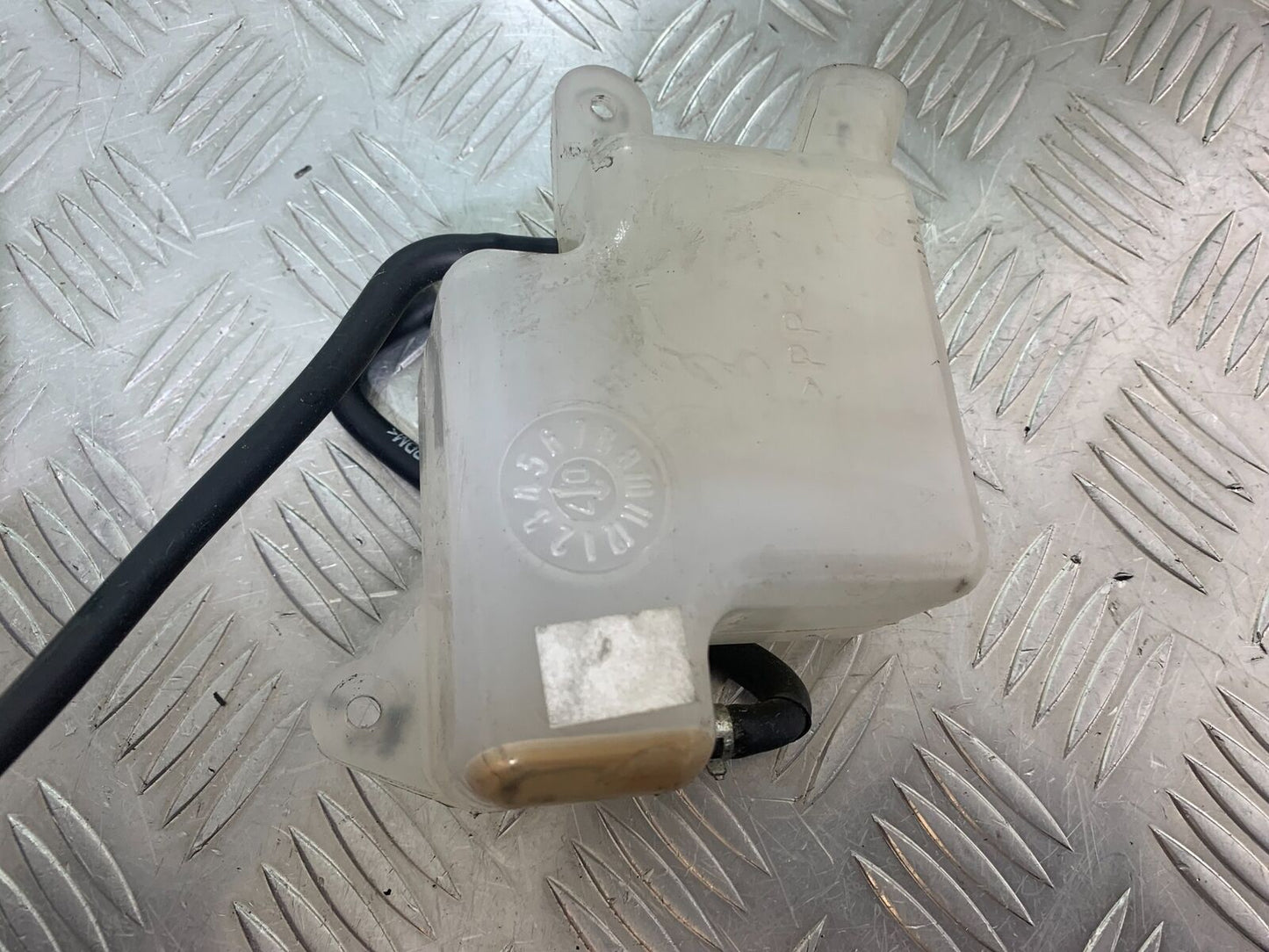 SUZUKI AN 200 UN 200 BURGMAN COOLANT BOTTLE YEAR 2007-09 (CMB1128)