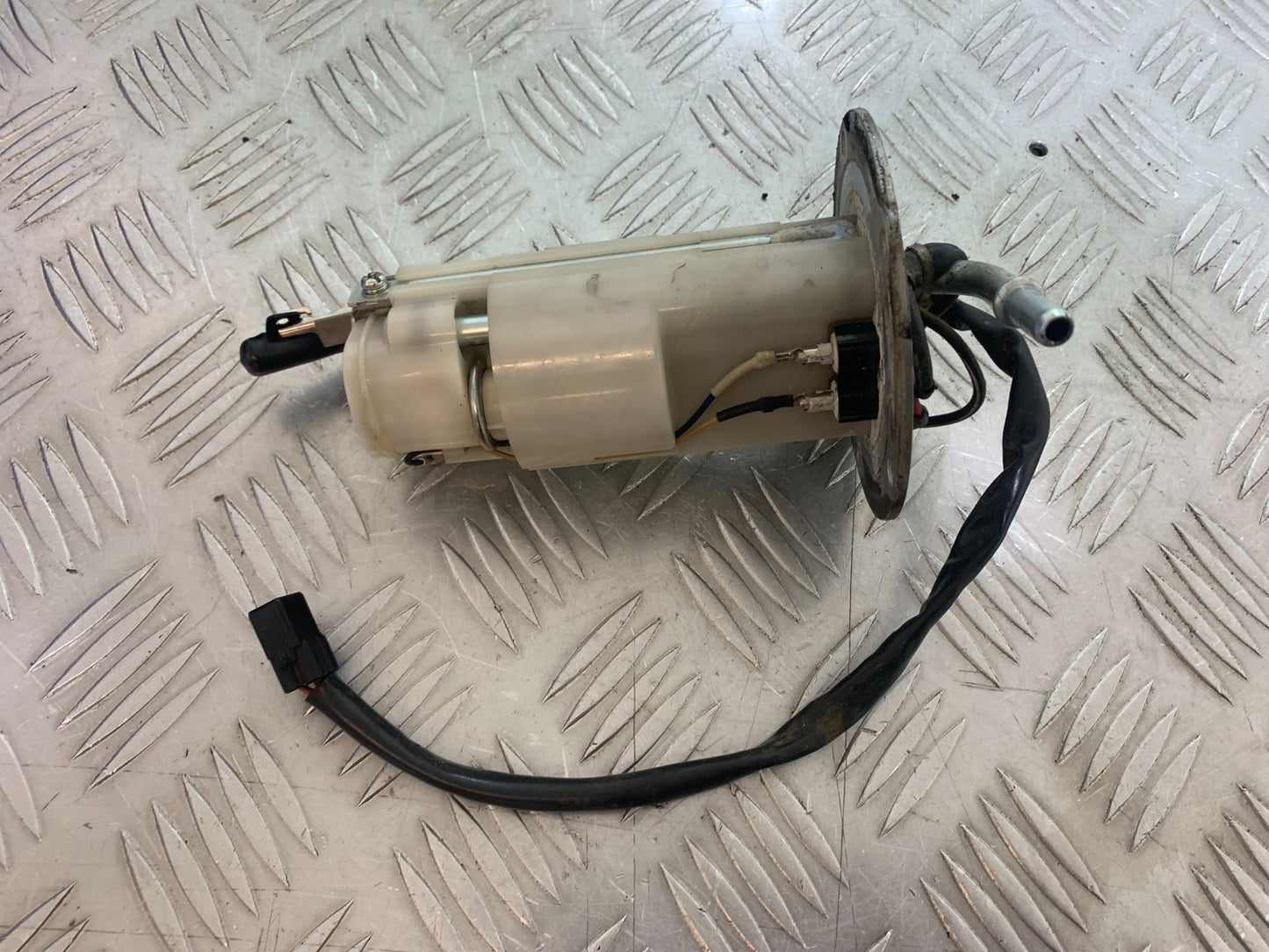 KAWASAKI ZX6R PETROL PUMP  YEAR 2009-2012 (CMB1136)