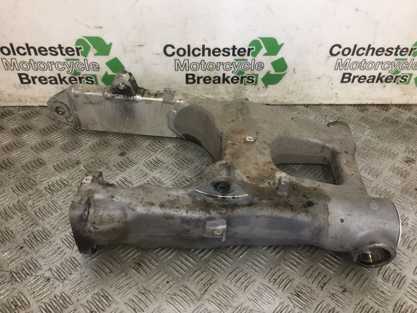 HONDA ST1300 ST 1300 SWINGARM  2008-2013 (STOCK 737)