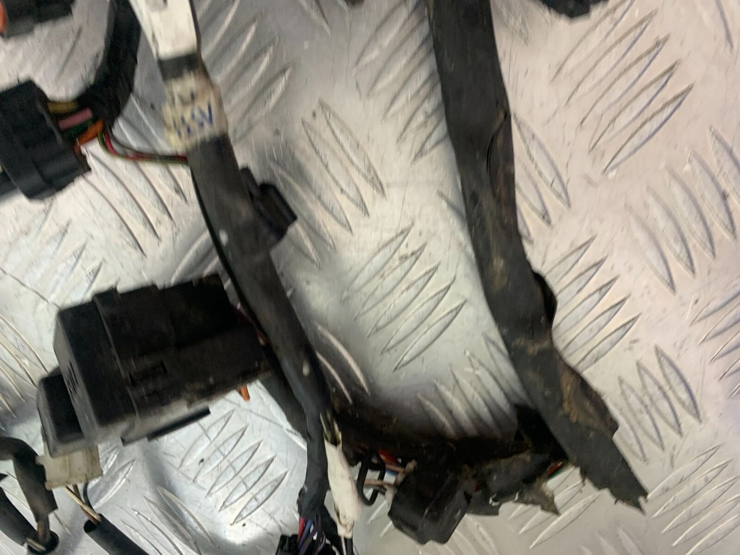 SUZUKI GSXR600 GSXR 600 K1 K2 WIRING LOOM  1999-02 (CMB1121)