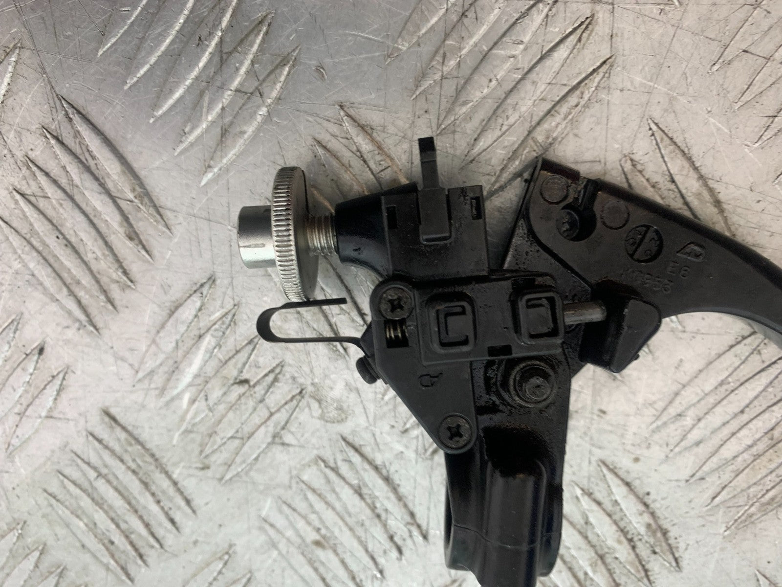 KAWASAKI Z1000 SX CLUTCH LEVER AND BRACKET   YEAR 2014-16 (CMB1264)