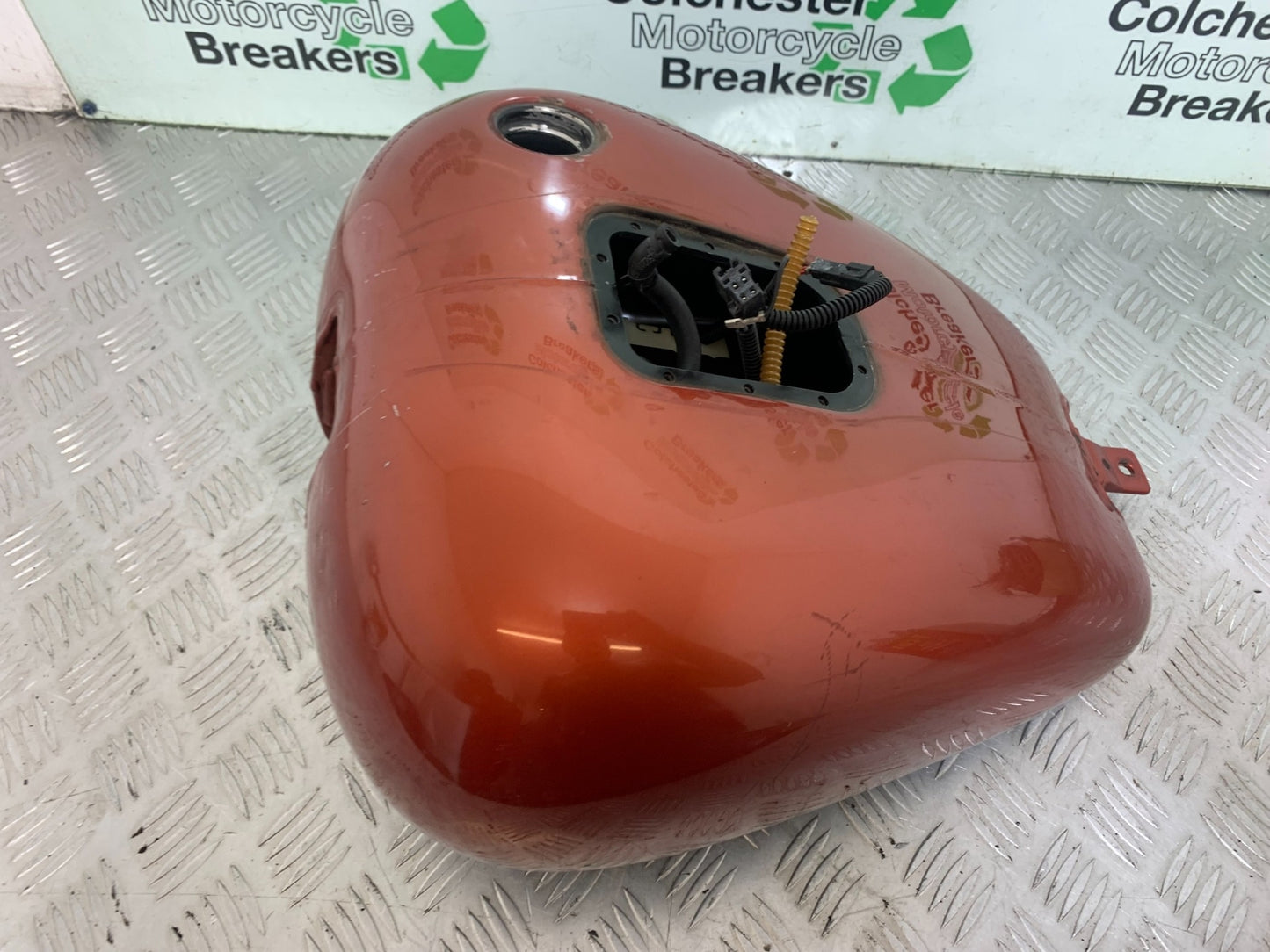 HARLEY DAVIDSON FXS BLACKLINE 1585 PETROL TANK   YEAR 2012 (CMB1147)