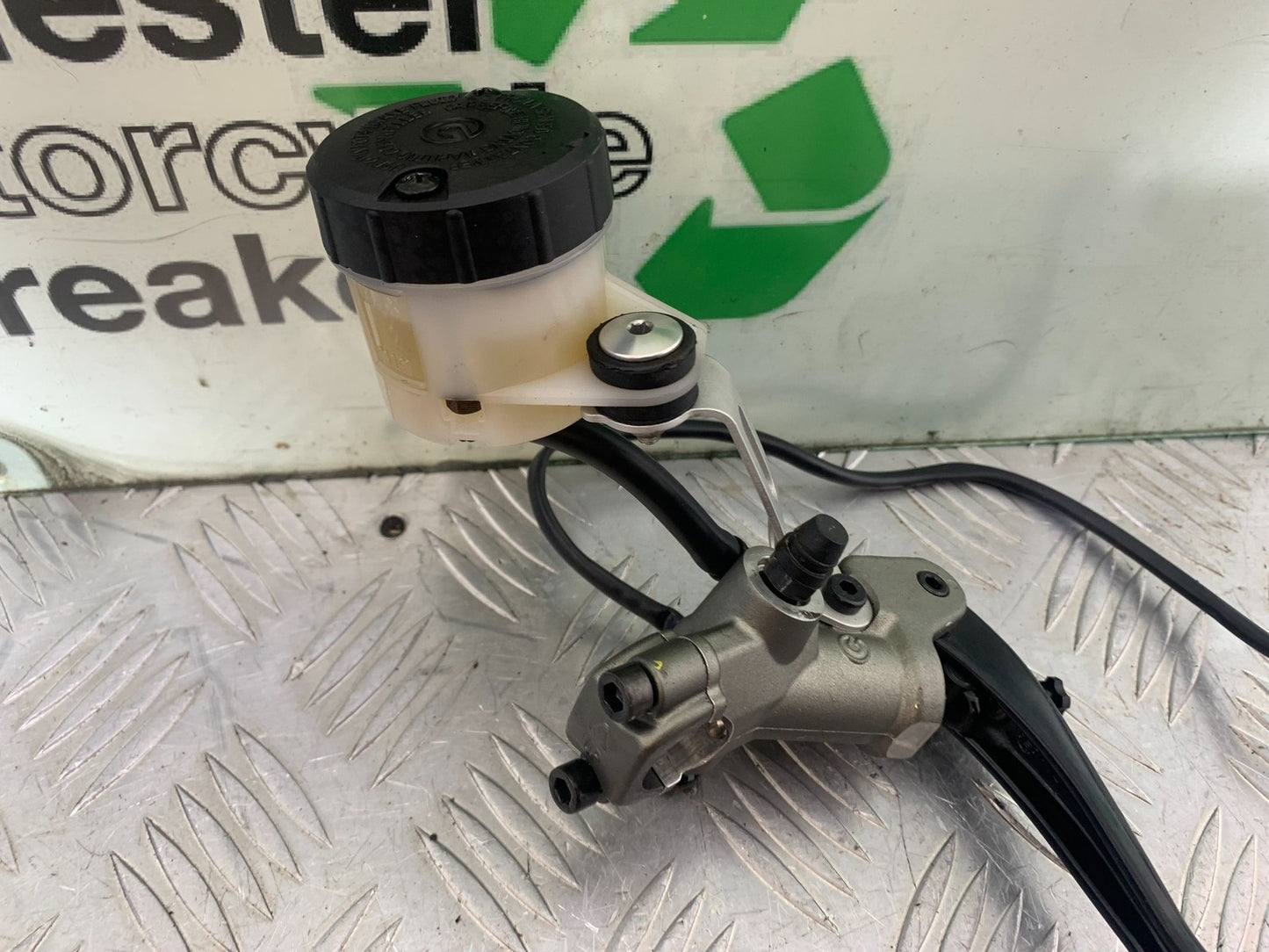 DUCATI 1198 S FRONT BRAKE MASTER CYLINDER  YEAR 2009-2011 (CMB1219)
