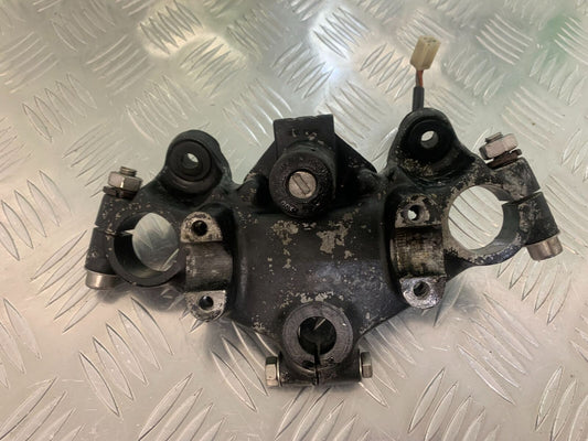 SUZUKI GS750 E GS 750E TOP YOKE  YEAR 1979  (STOCK 959)