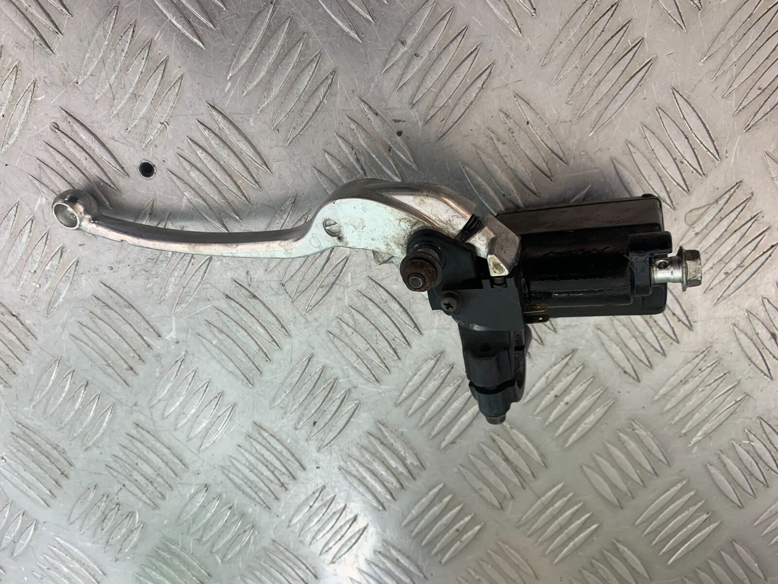 SUZUKI DL 650 V-STROM FRONT MASTER CYLINDER  YEAR 2020 (CMB1117)