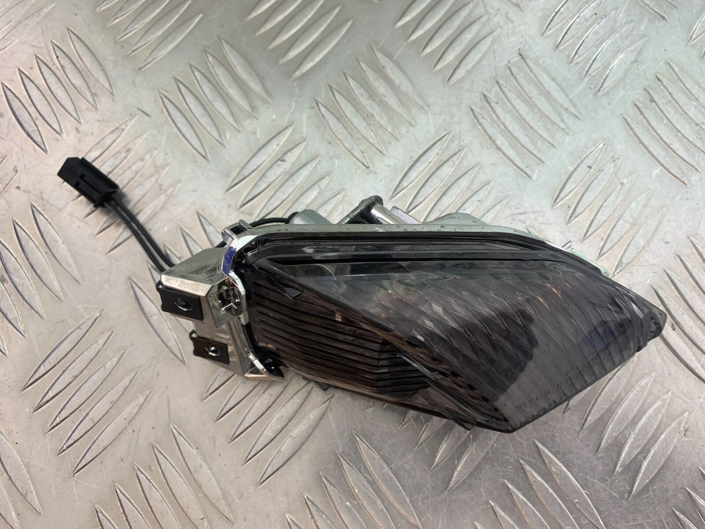 SUZUKI GSXR1000 GSXR 1000 LEFT REAR INDICATOR  2009-2016 (CMB1049)