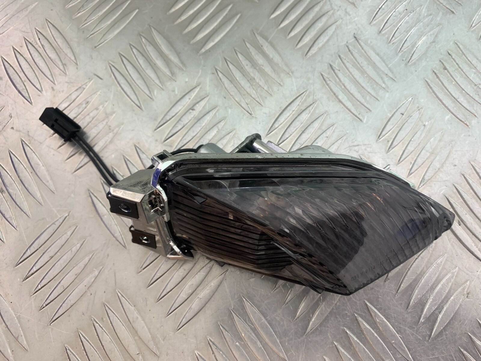 SUZUKI GSXR1000 GSXR 1000 LEFT REAR INDICATOR  2009-2016 (CMB1049)