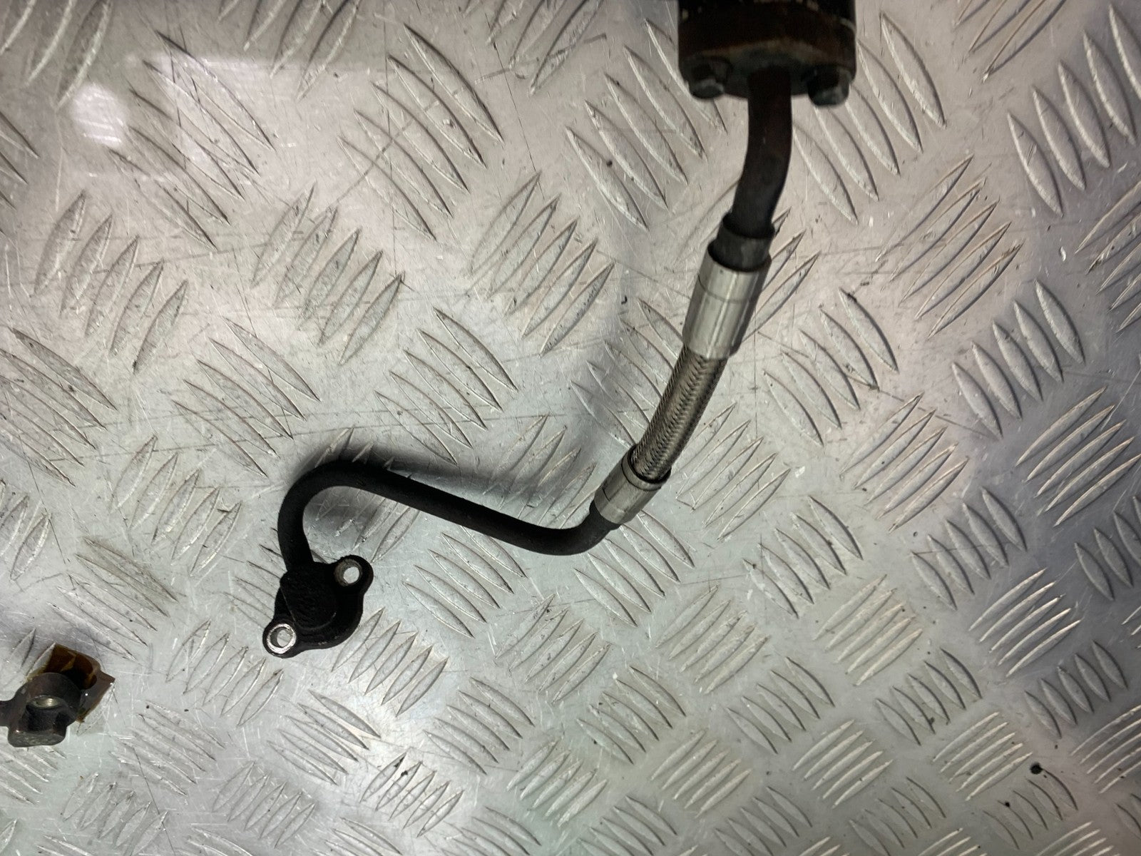 TRIUMPH 1050 SPRINT ST OIL COOLER AND LINES 2003-2011 (CMB1285)