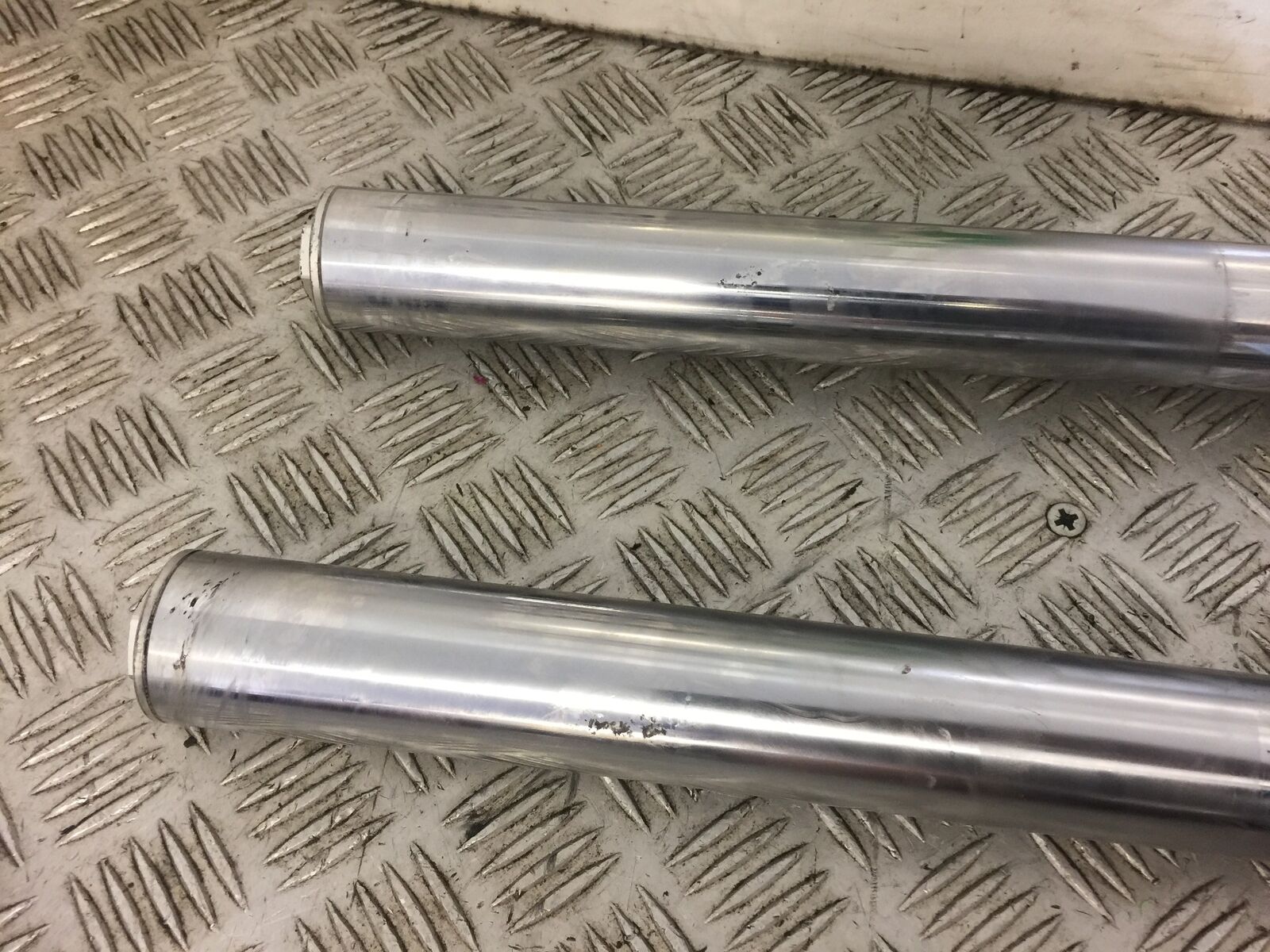 MOTO GUZZI SPORT 4V FORKS   YEAR 2009 (STOCK 469)