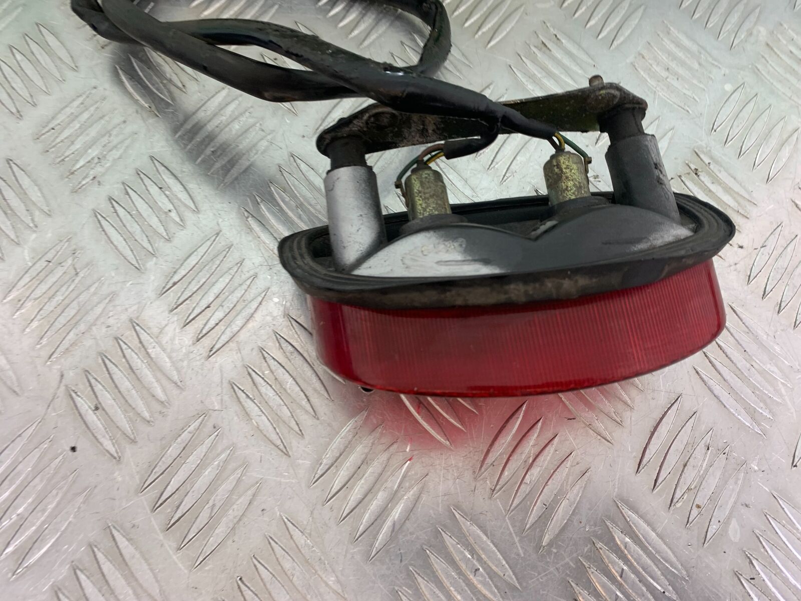 HONDA VT1100 C SHADOW SPIRIT REAR LIGHT  2002-2003 (CMB1035)
