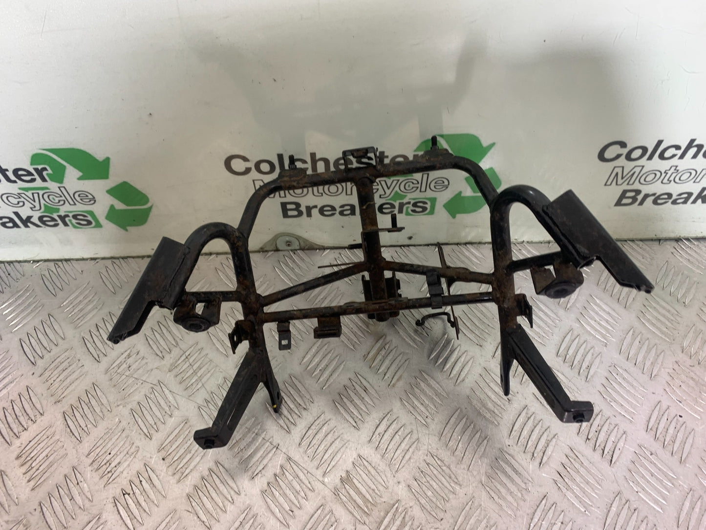 KAWASAKI J125 J125 FAIRING BRACKET  YEAR 2016-2020 (CMB1158)