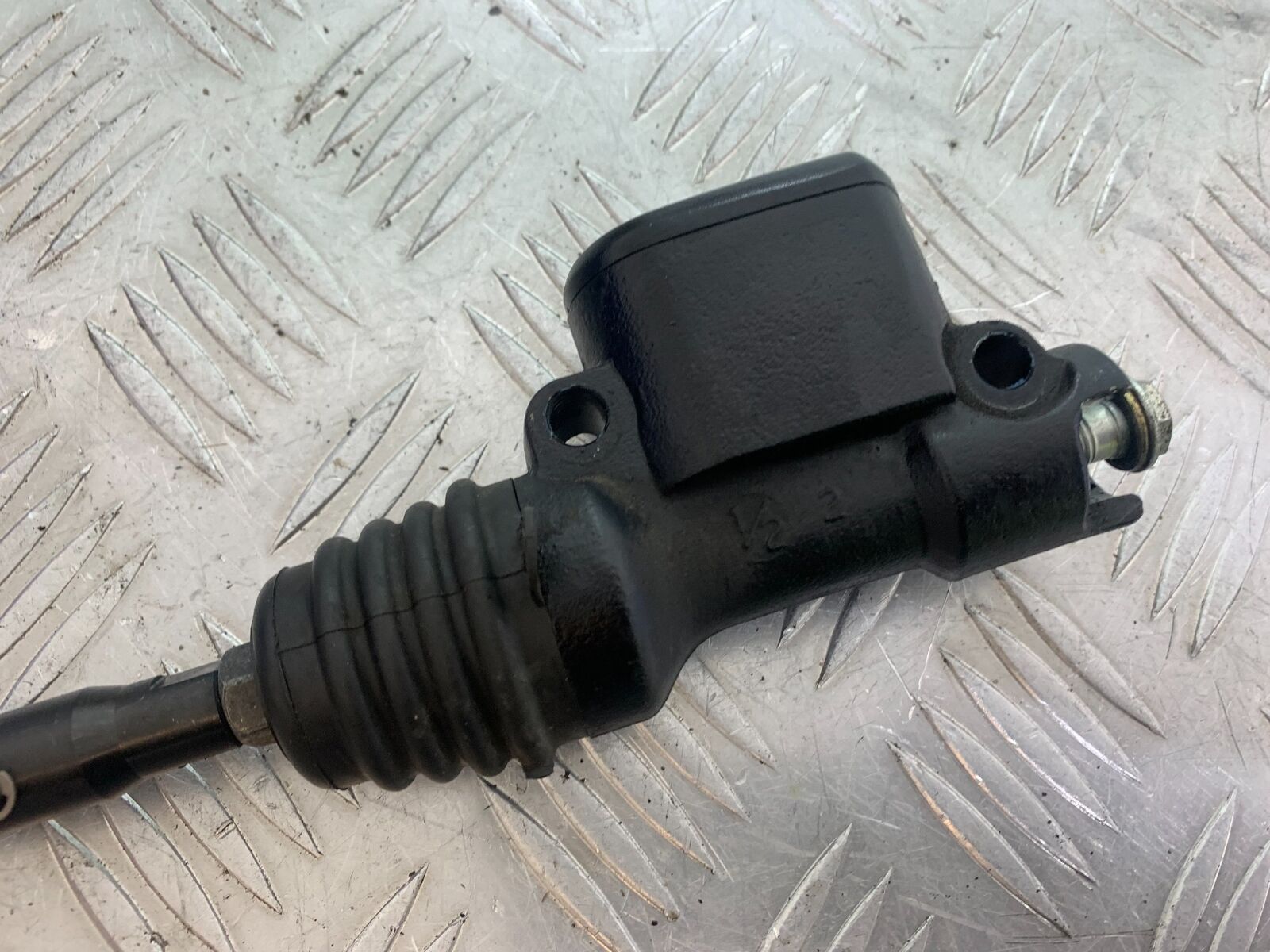 HARLEY DAVIDSON XL883 N IROD REAR MASTER CYLINDER   YEAR 2020  (CMB1116)