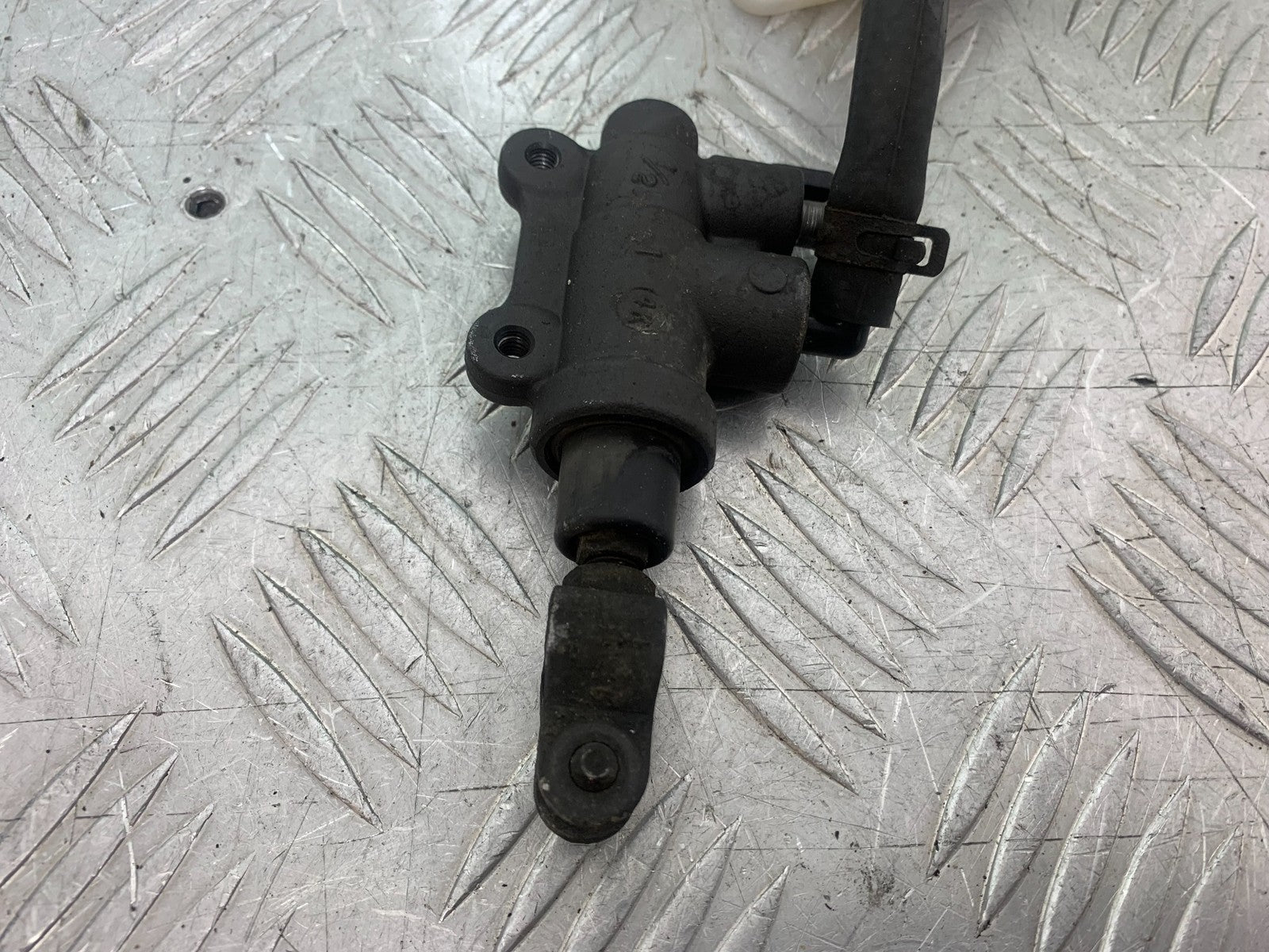 BMW R1200 R 1200 GS REAR MASTER CYLINDER  YEAR 2013-2016 (CMB1257)