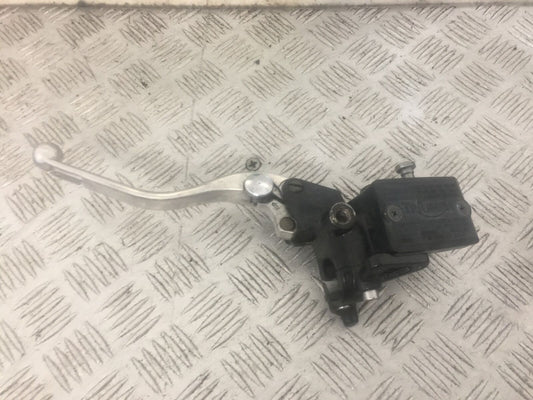 TRIUMPH TROPHY 1215 SE CLUTCH MASTER CYLINDER   2012-2017 (STOCK 870)