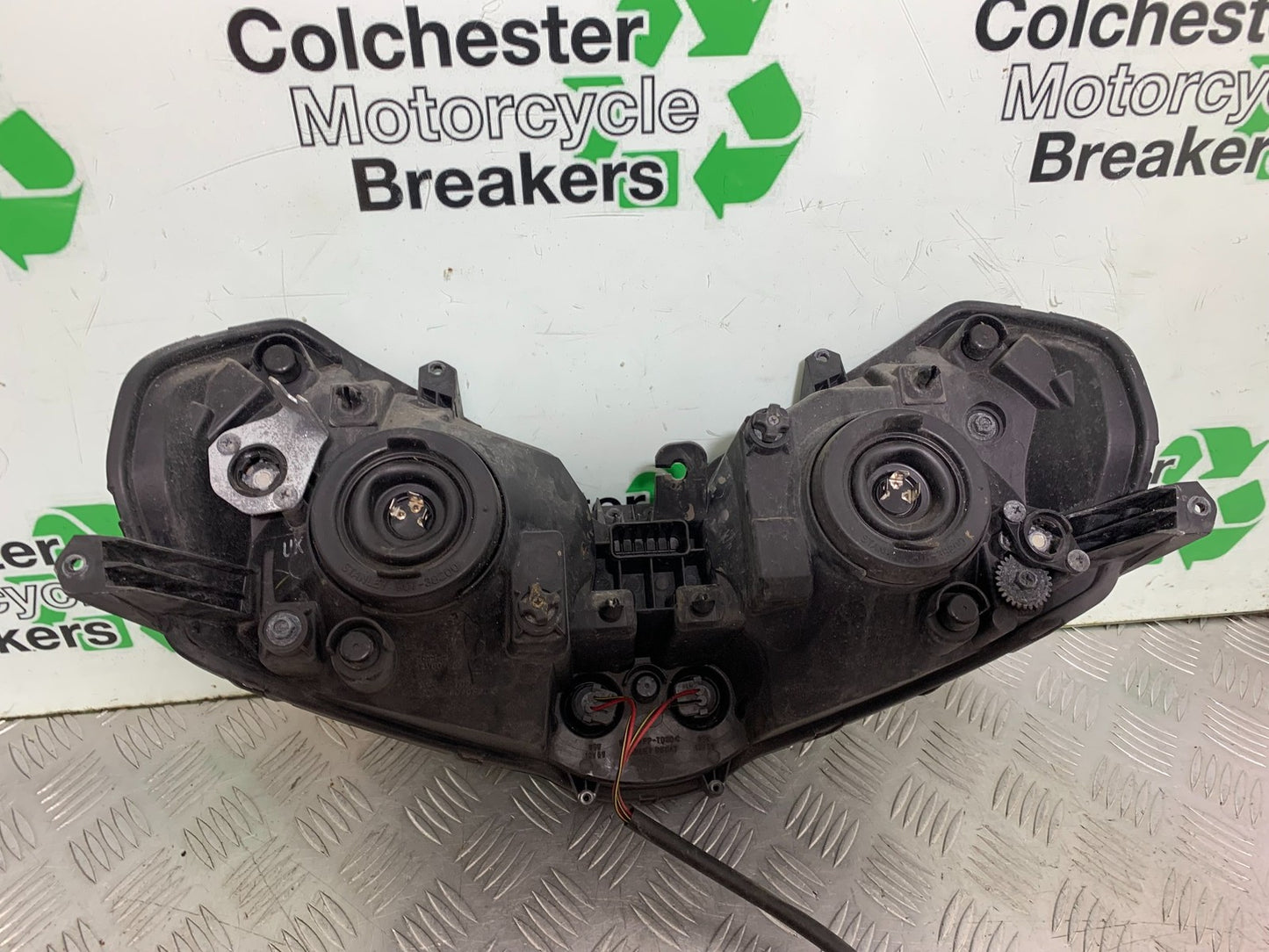 KAWASAKI GTR1400 GTR 1400 HEADLIGHT  YEAR 2007-2009 (CMB1306)