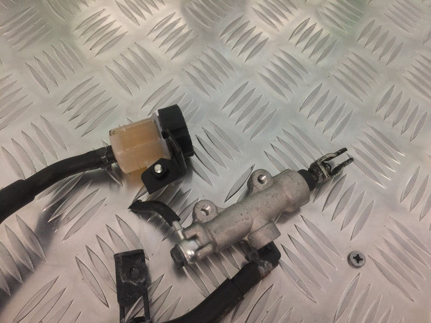 KAWASAKI VERSYS 1000 KLZ 1000 REAR MASTER CYLINDER  YEAR  2015-2018 (STOCK 912)