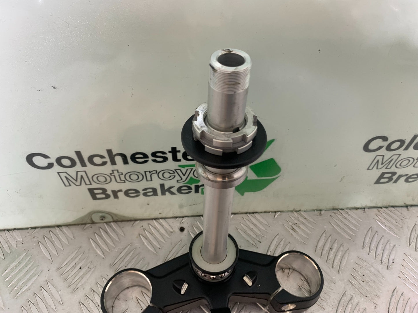 TRIUMPH TRIDENT 660 BOTTOM YOKE  YEAR 2021-2024 (CMB1148)