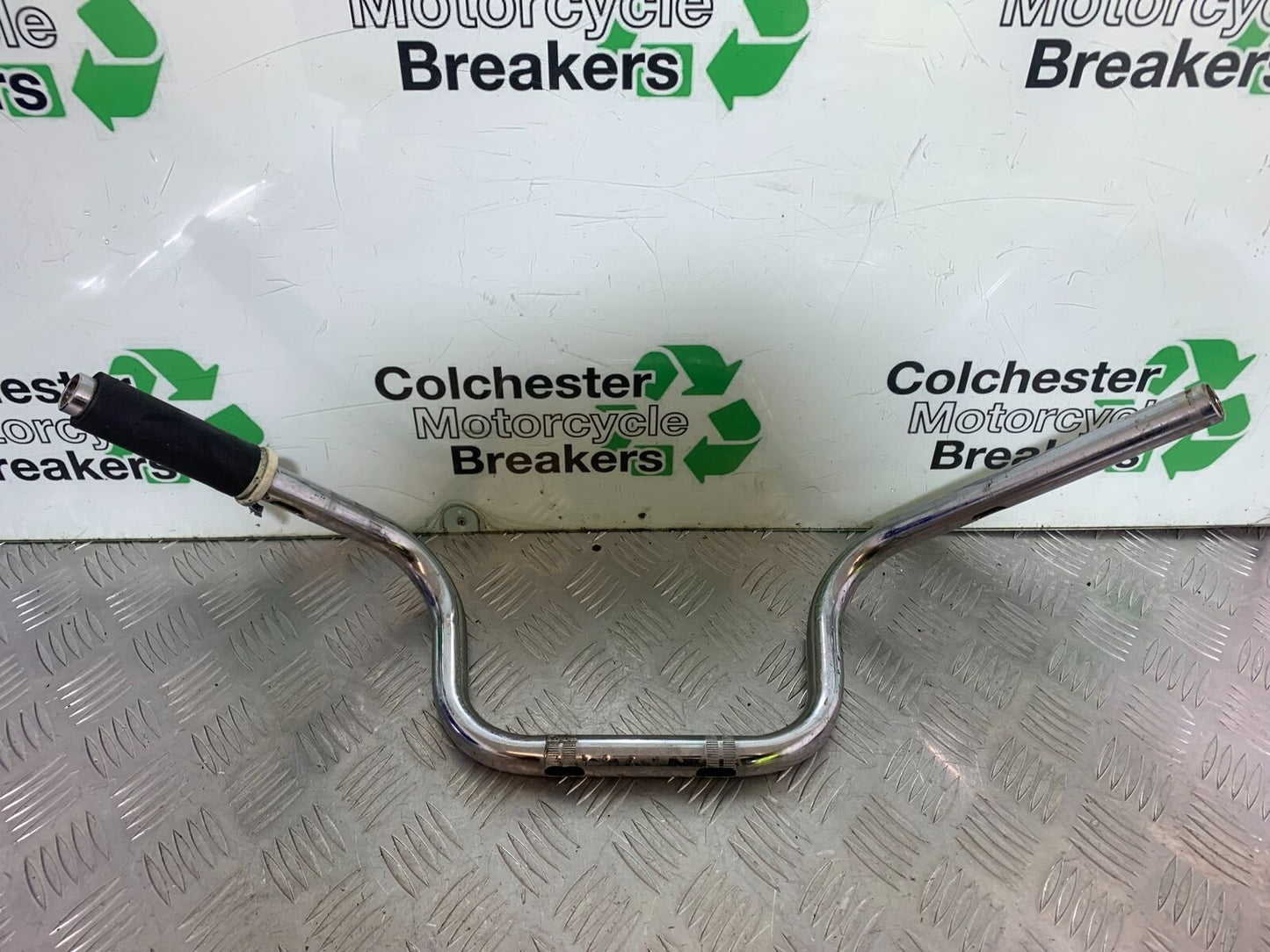 SUZUKI VS1400 VS 1400 INTRUDER HANDLEBARS   YEAR 1988 (CMB1077)