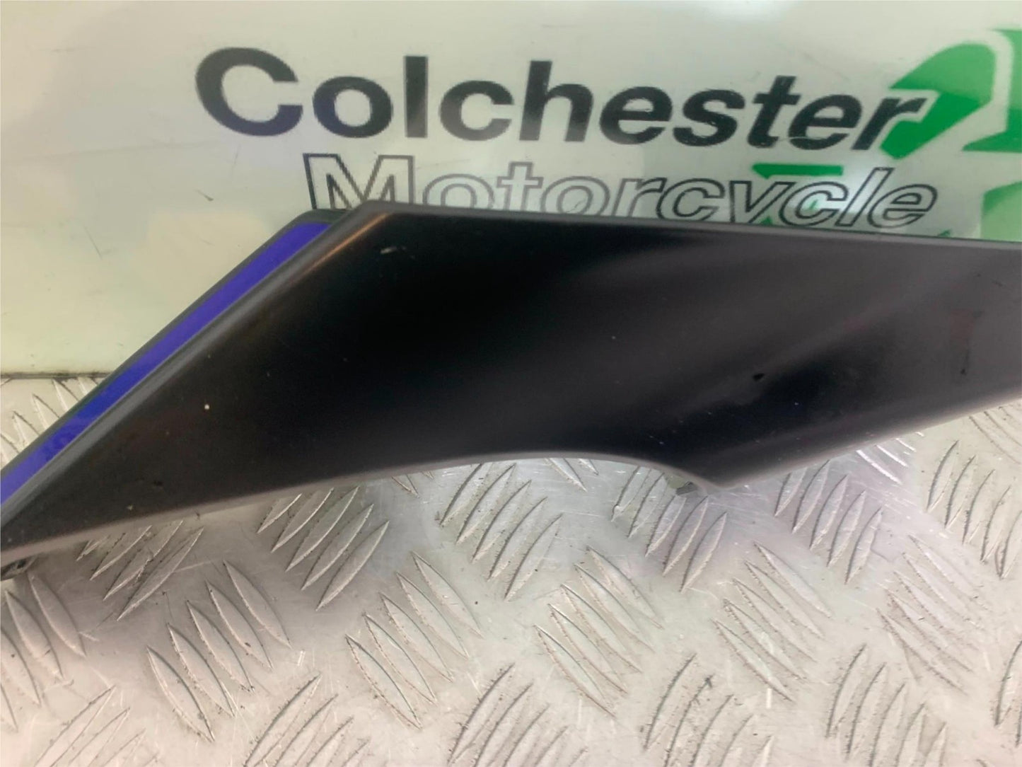 YAMAHA YZF-R125 YZF 125 RIGHT SEAT PANEL  YEAR 2019-2022 (CMB1263)