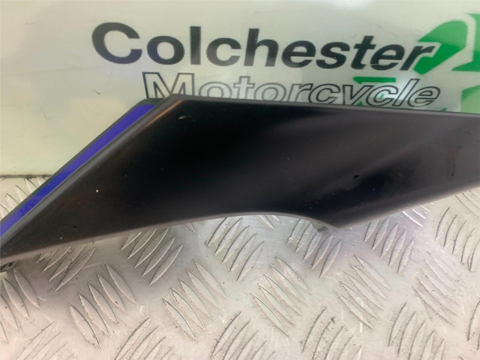 YAMAHA YZF-R125 YZF 125 RIGHT SEAT PANEL  YEAR 2019-2022 (CMB1263)