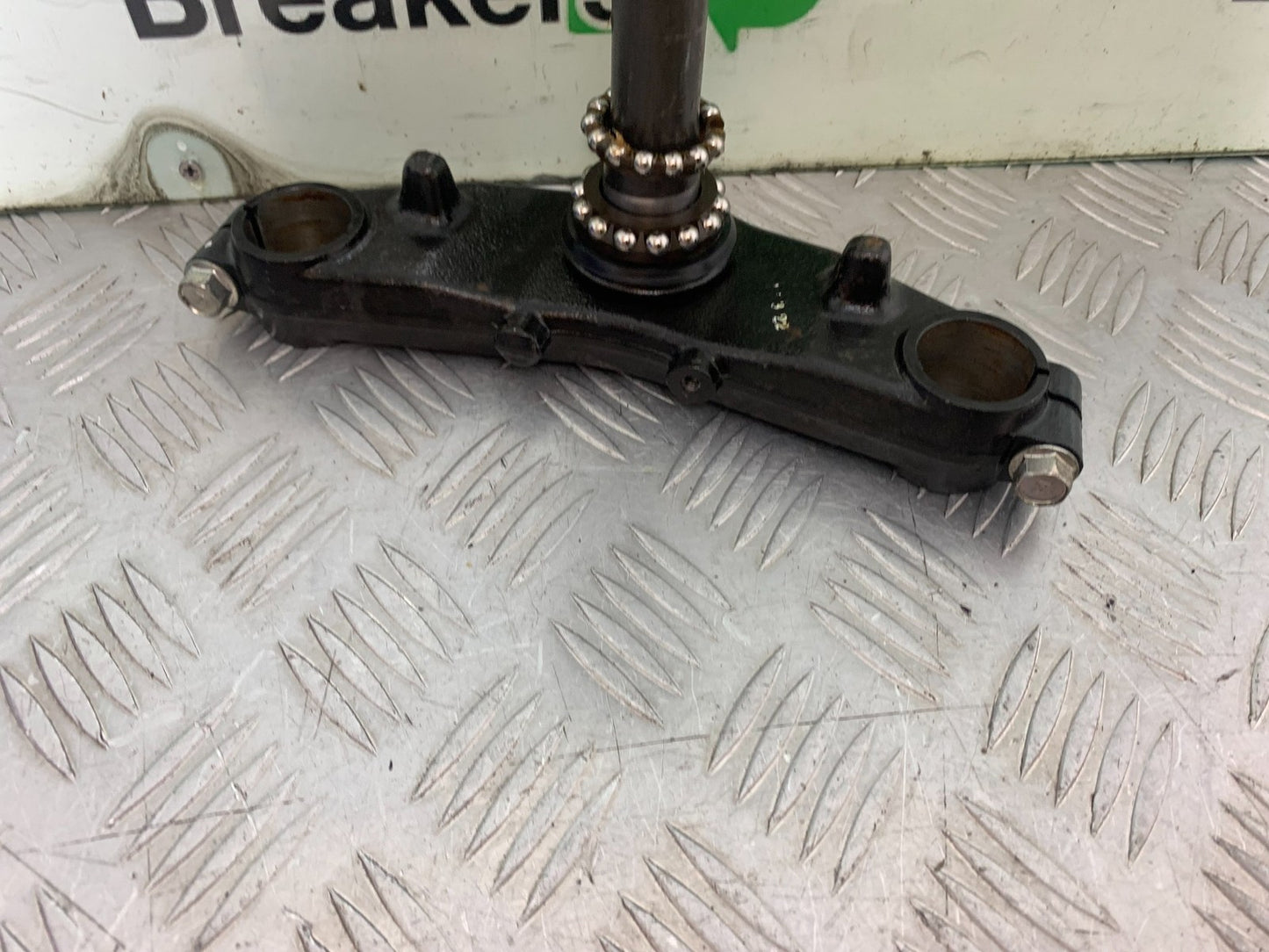 YAMAHA XMAX 300 BOTTOM YOKE   YEAR 2017-2020 (CMB1218)