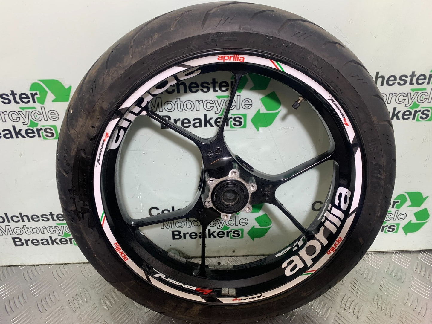 APRILIA TUONO 1000 V4 FRONT WHEEL  YEAR 2013-2014 (CMB1239)