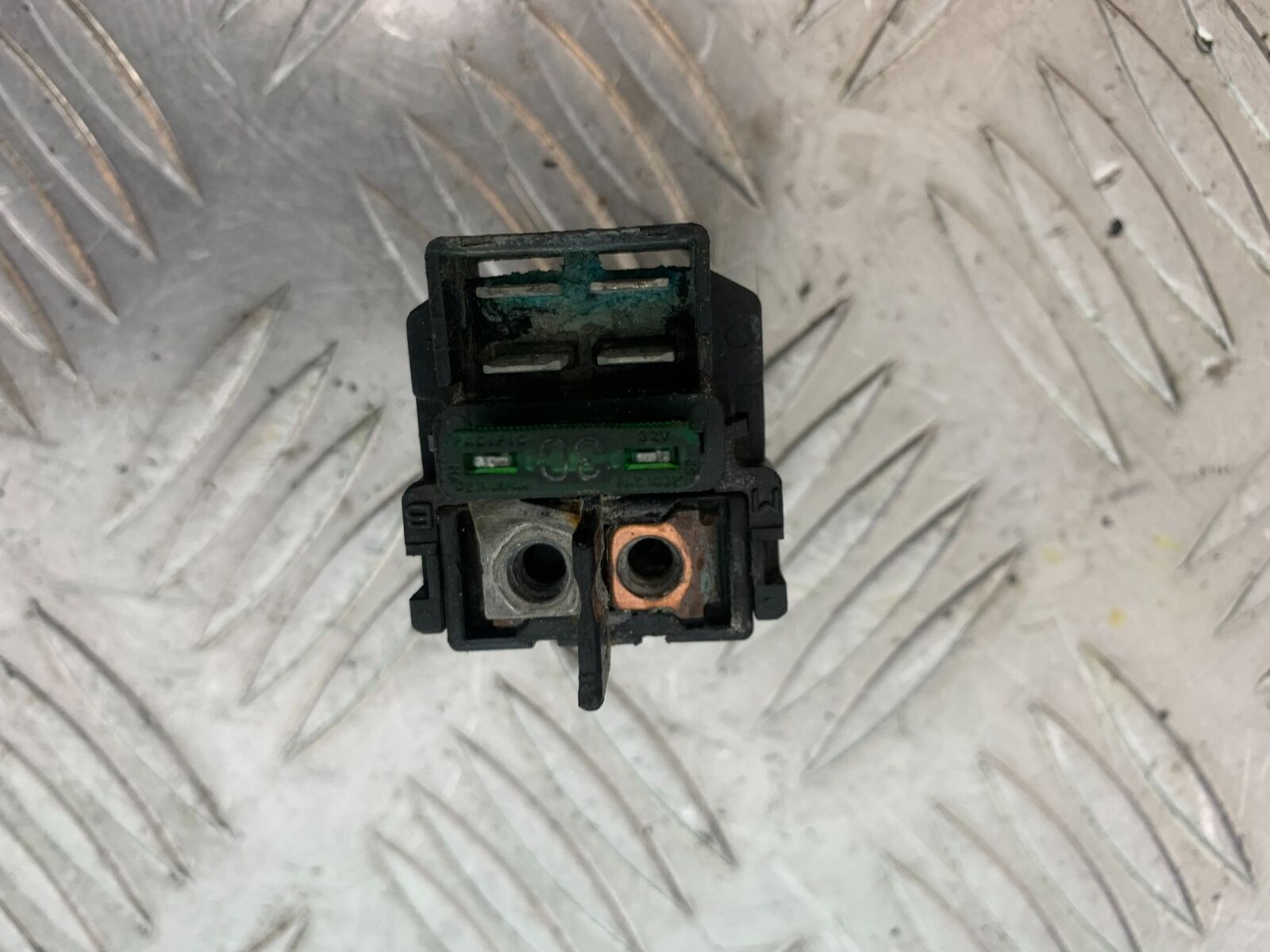 KAWASAKI Z750 Z 750 STARTER SOLENOID  YEAR 2004-2006  (CMB1104)