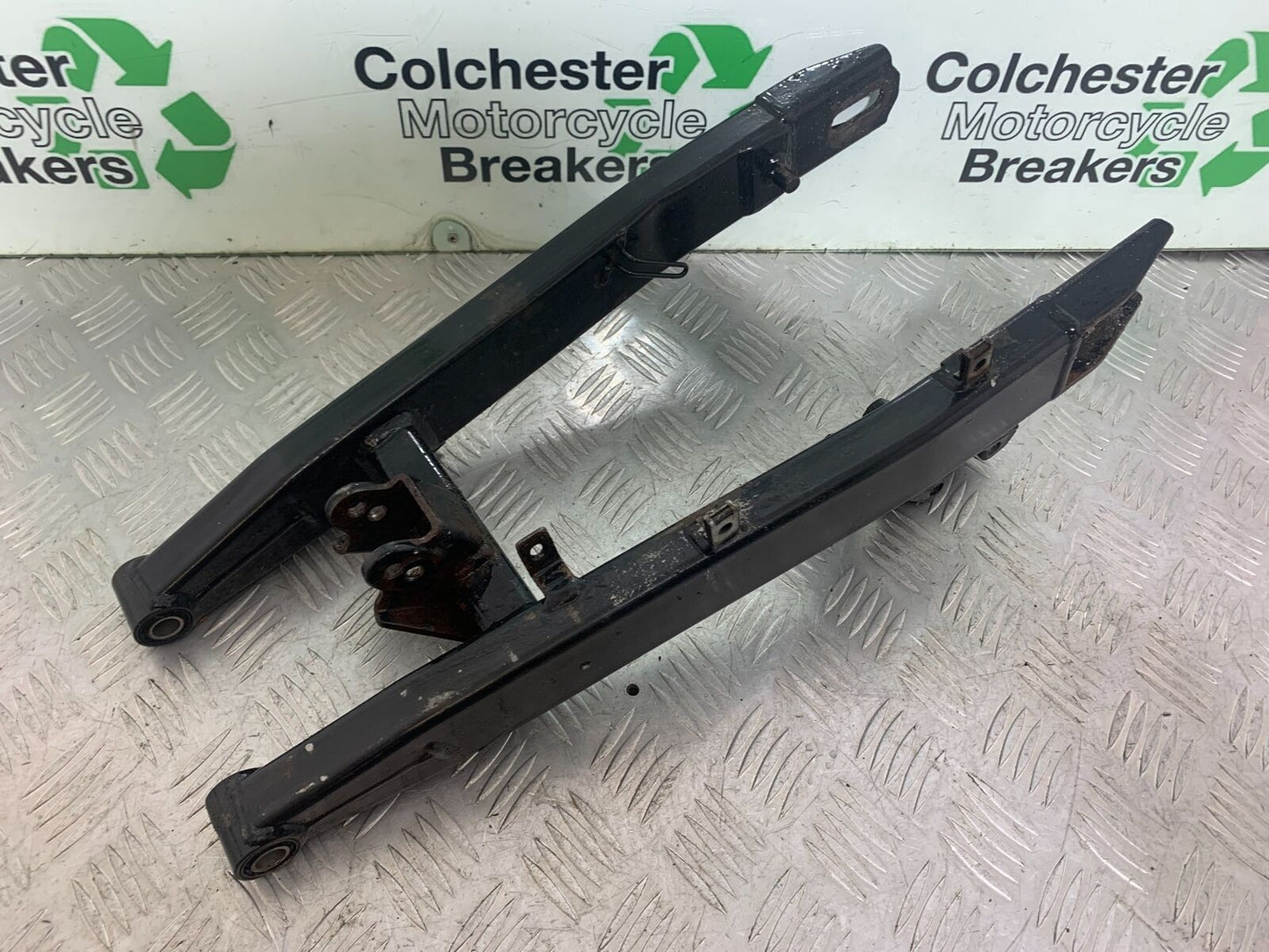 YAMAHA XT125 X XT 125 X SWINGARM 2005-2011 (CMB1097)
