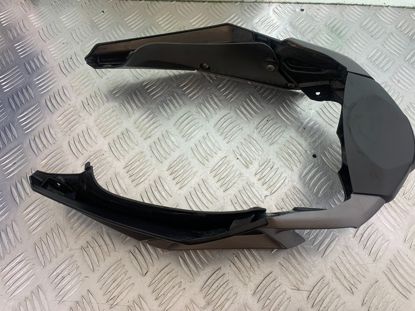 TRIUMPH TIGER 800 FRONT MUDGUARD YEAR 2011-2014 (CMB1113)