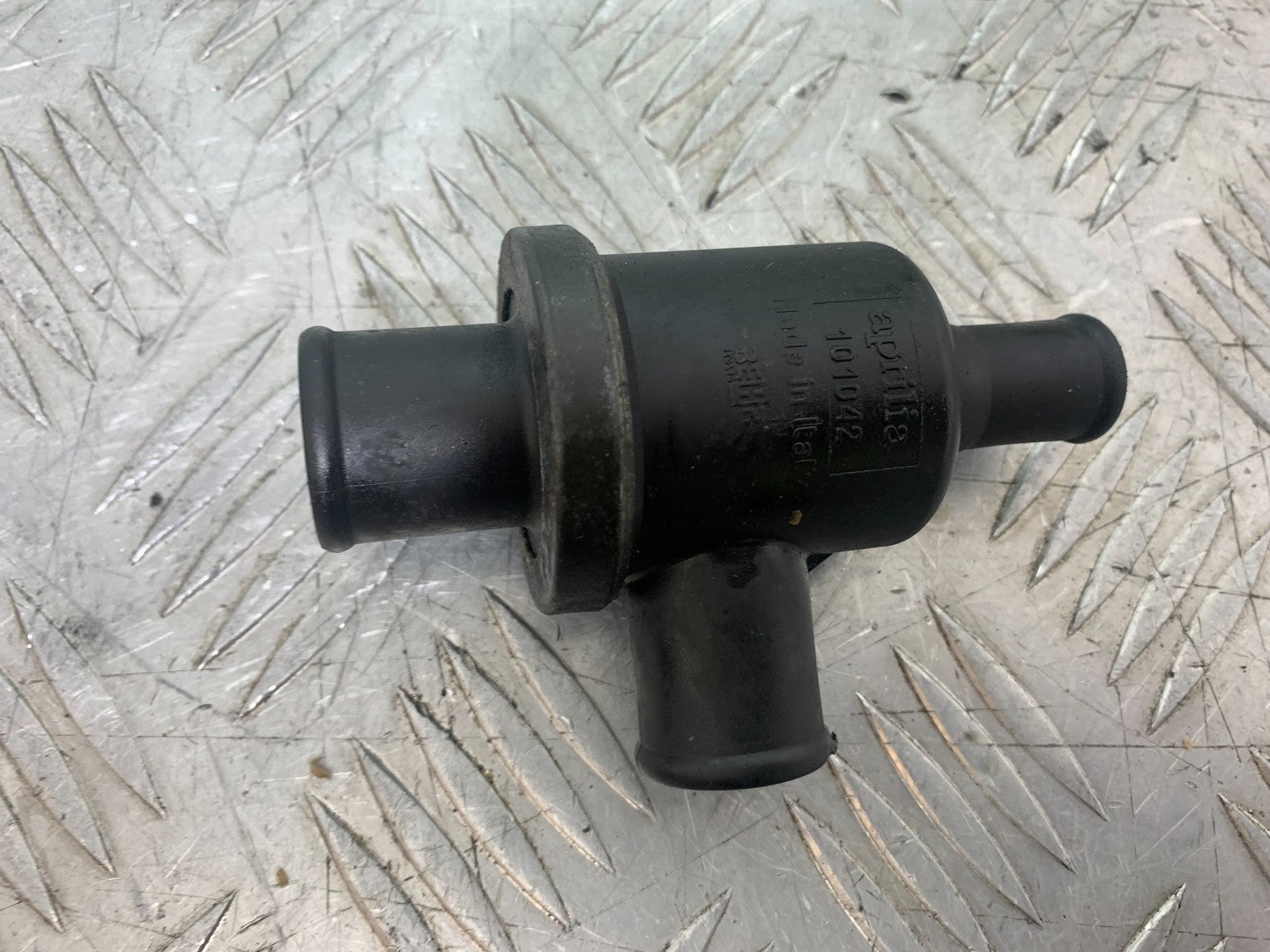 APRILIA RSV1000 R FACTORY MILLE THERMOSTAT  2004-09 (CMB1203)