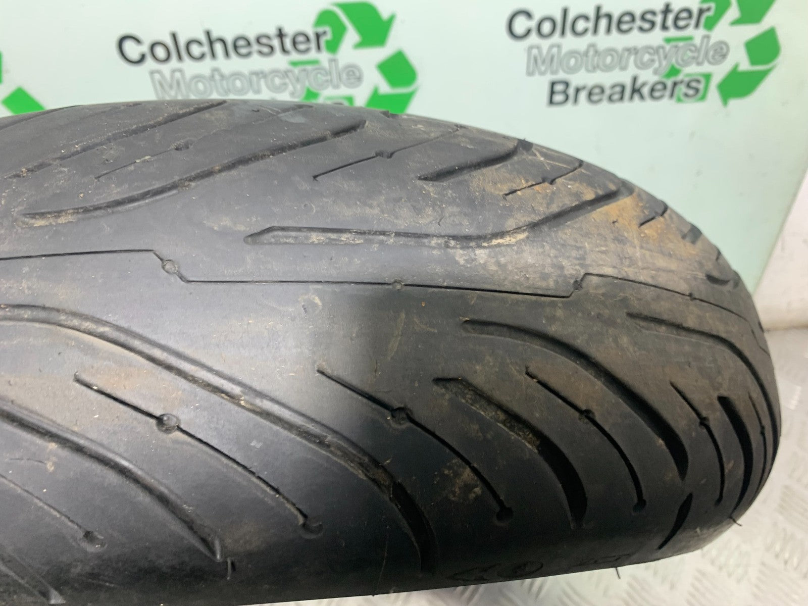 TRIUMPH 675 STREET TRIPLE RX REAR WHEEL  2015- 2017 (CMB1299)